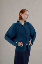 Load image into Gallery viewer, Y2K Issey Miyake Blue Pleated Batwing Top
