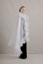 Load image into Gallery viewer, Spring/Summer 1982 Christian Dior Haute Couture White Ruffled Shawl
